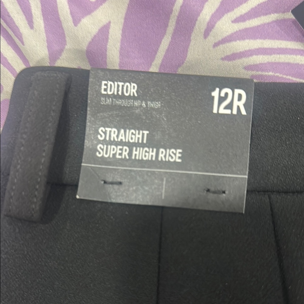 NWT Express Super High Rise - Picture 3 of 4